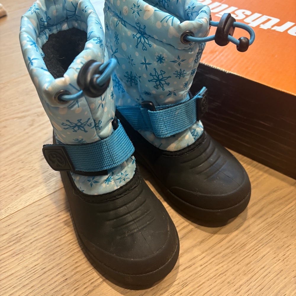 Northside toddler boots size 8
